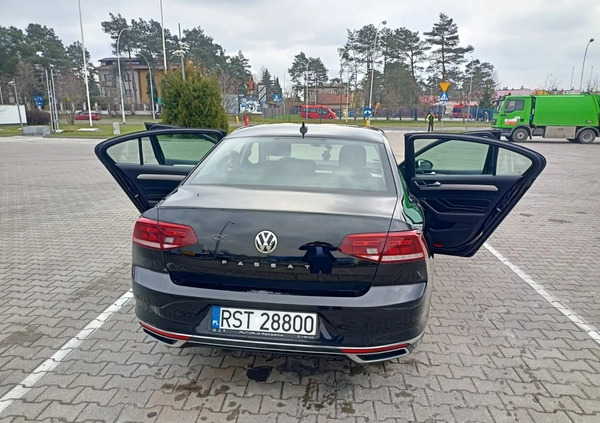 Volkswagen Passat cena 90000 przebieg: 255000, rok produkcji 2020 z Zwierzyniec małe 46